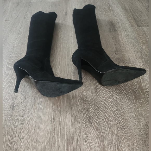 Stuart WEITZMAN suede knee high boots. - Picture 9 of 9